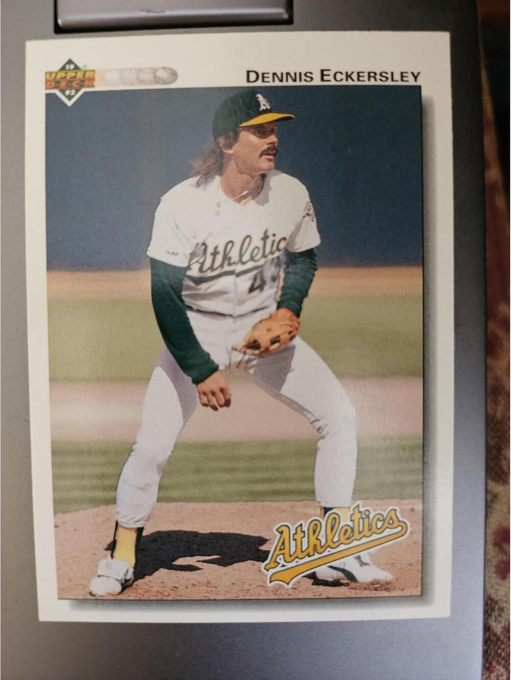 1992 Upper Deck #331 Dennis Eckersley Oakland Athletics HOF